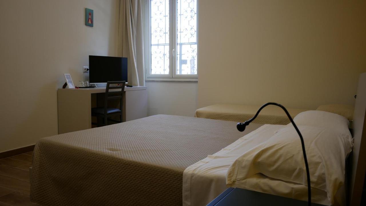 Terminal 1 Guest House Neapol Zewnętrze zdjęcie