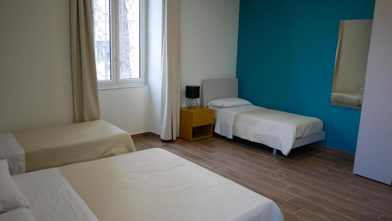Terminal 1 Guest House Neapol Zewnętrze zdjęcie