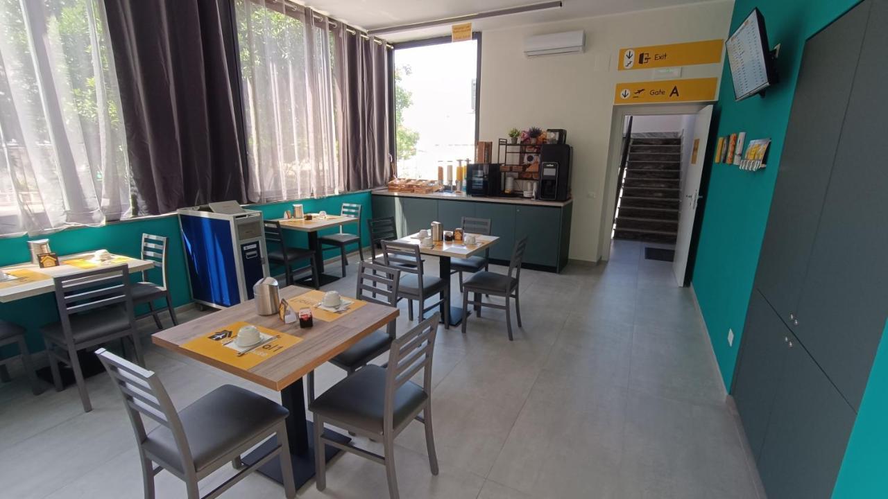 Terminal 1 Guest House Neapol Zewnętrze zdjęcie
