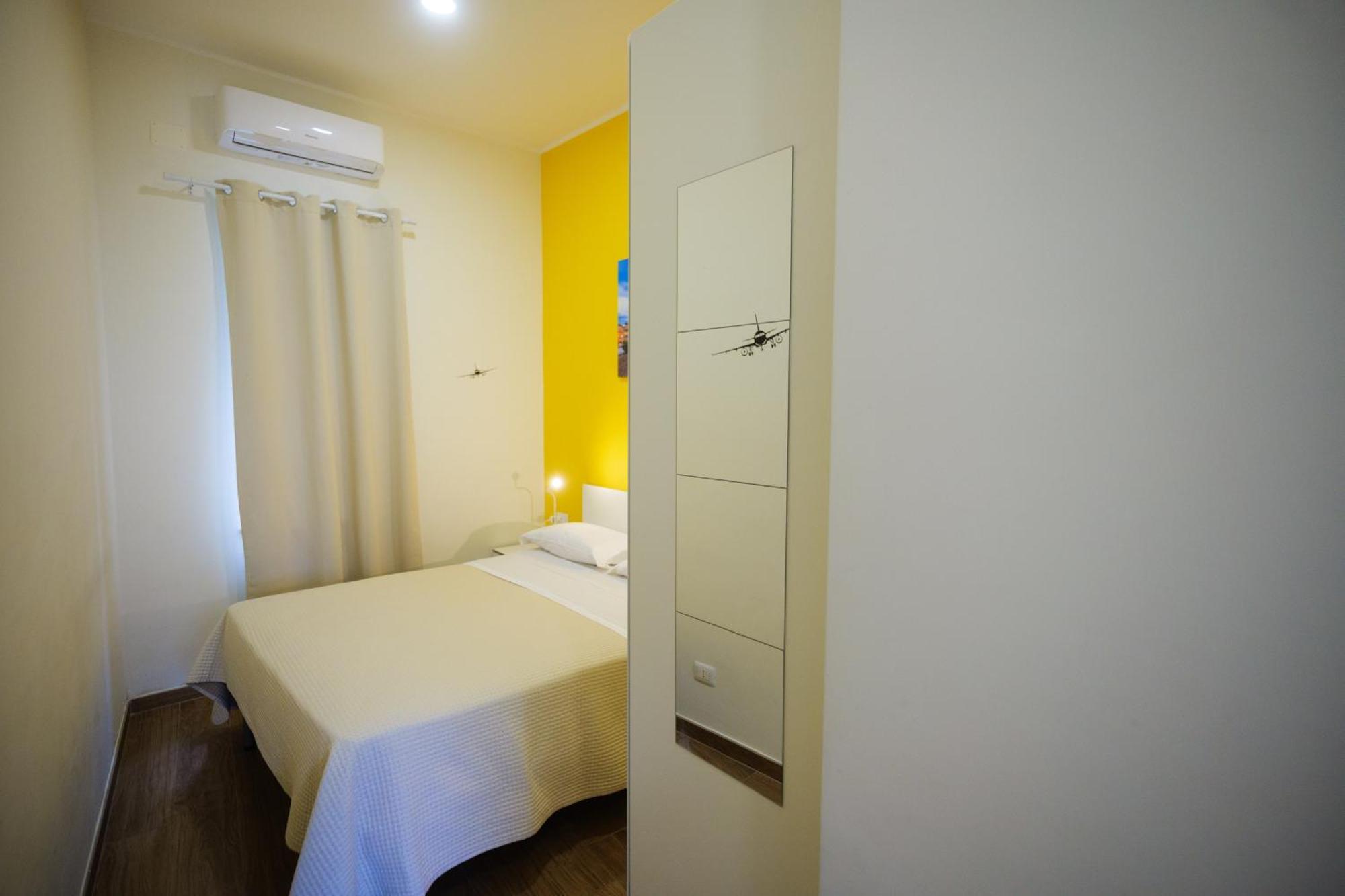 Terminal 1 Guest House Neapol Zewnętrze zdjęcie