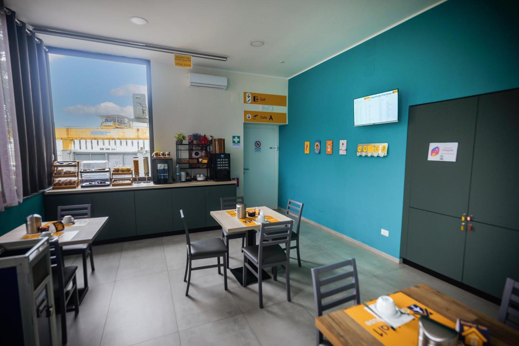 Terminal 1 Guest House Neapol Zewnętrze zdjęcie